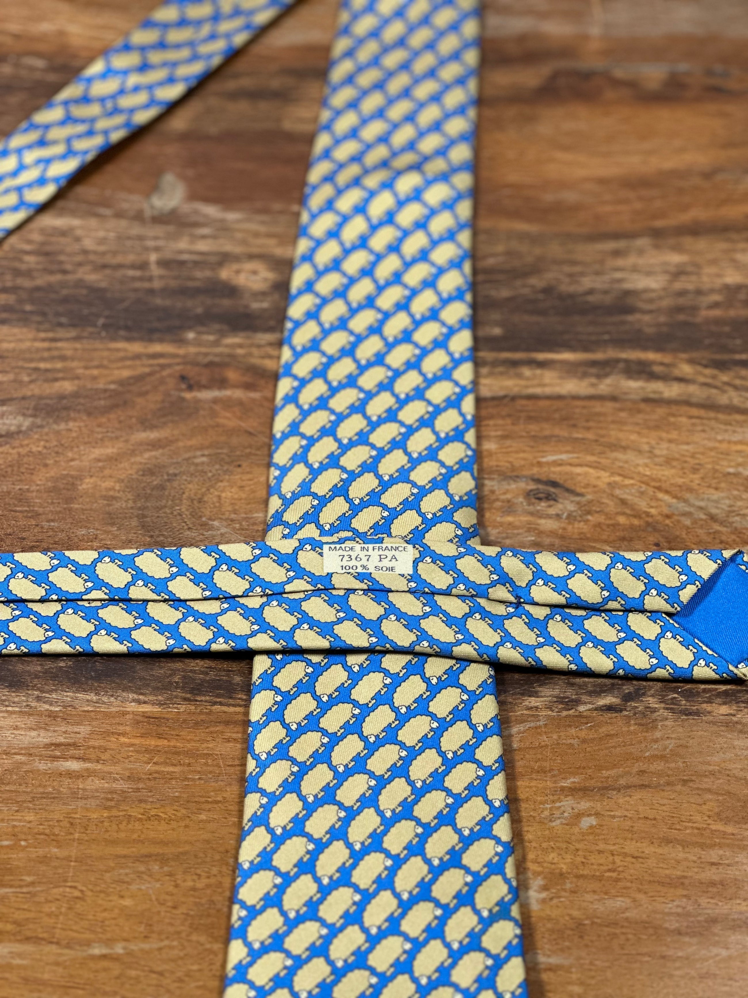 Corbata Hermés azul