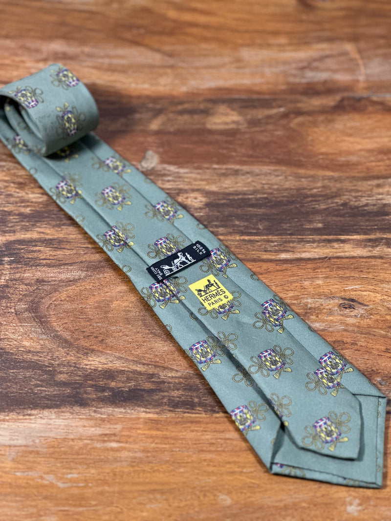 Corbata Hermés verde