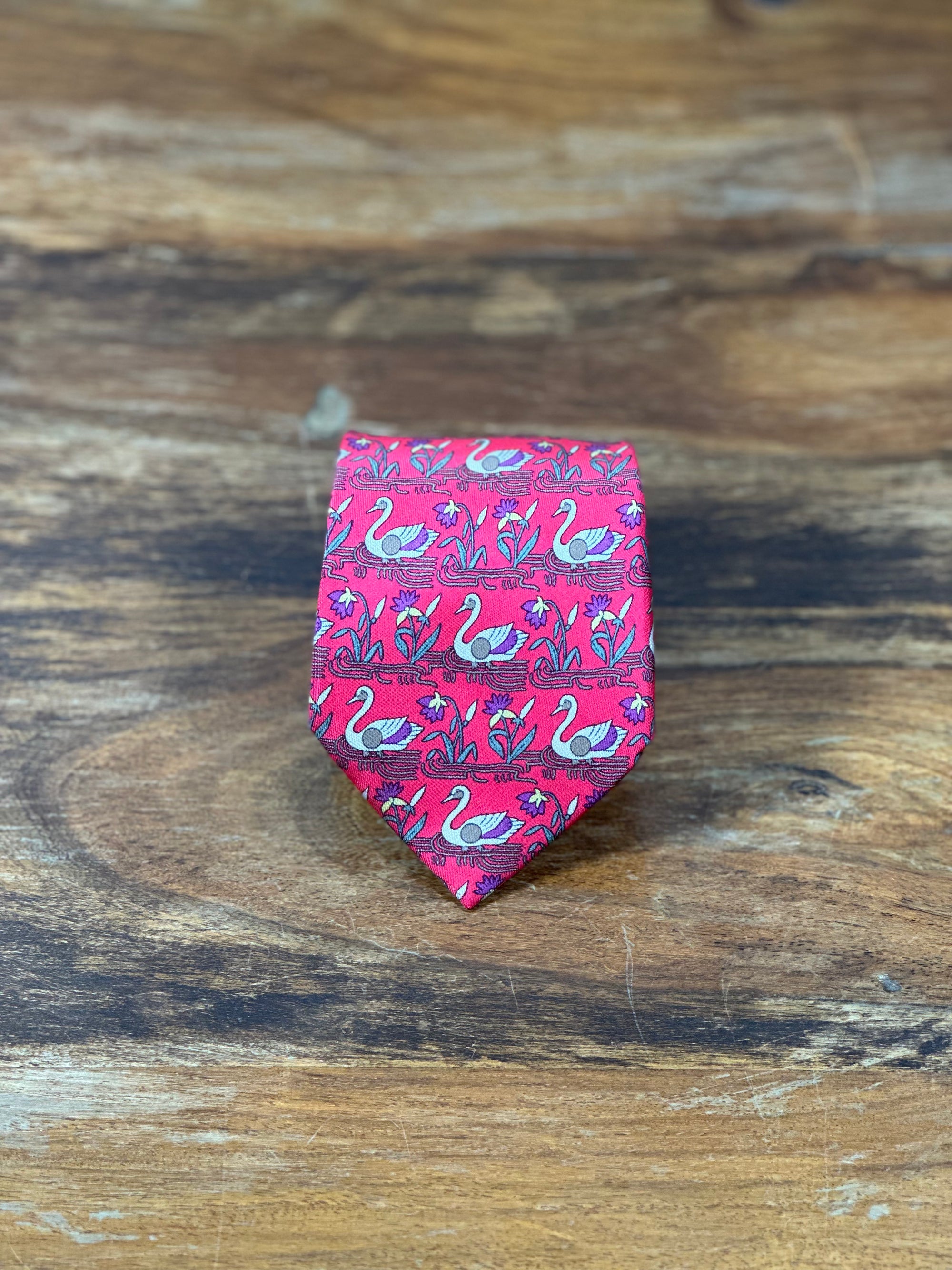 Corbata Hermés roja